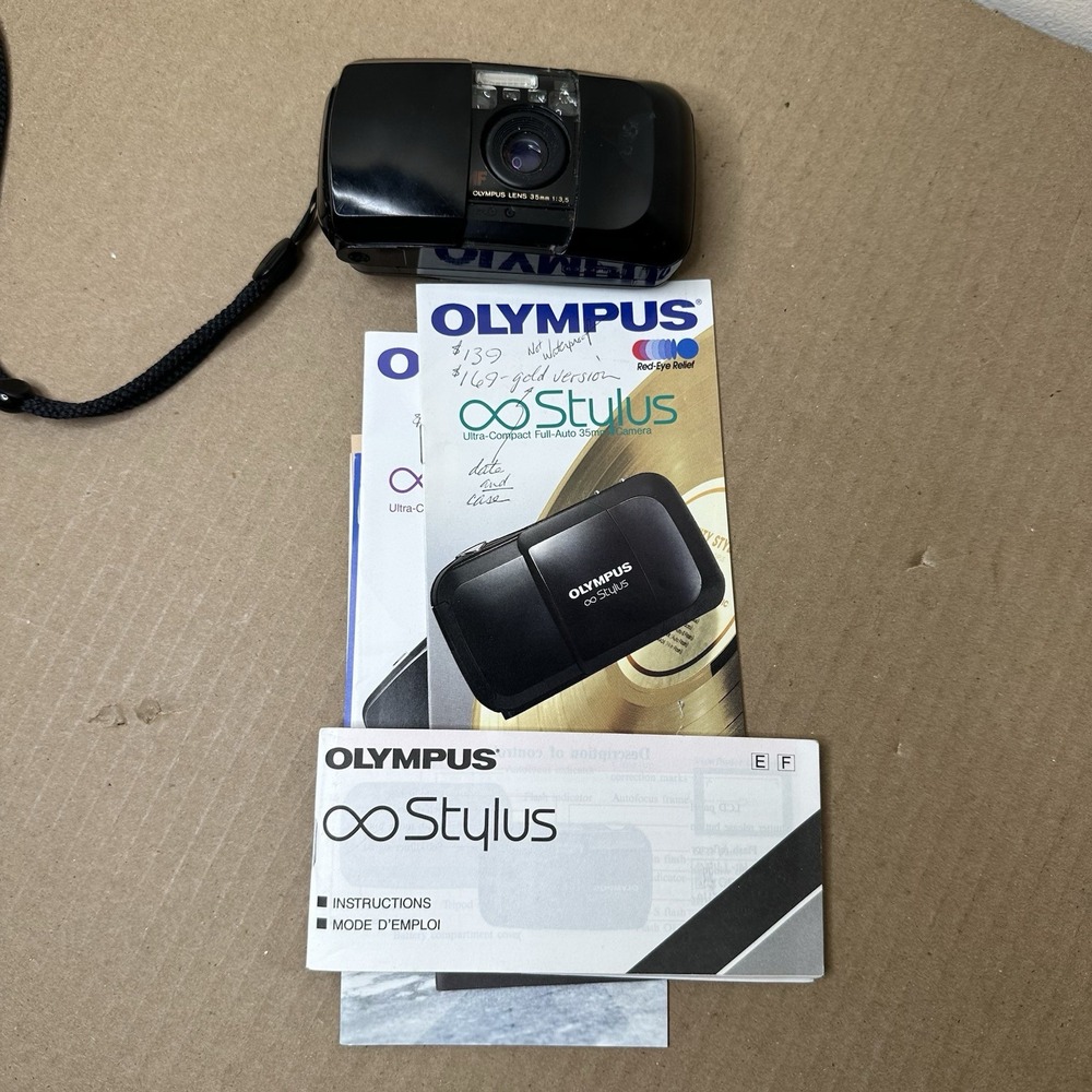 Olympus Infinity Stylus 35mm f/3.5 AF Point & Shoot Film Camera FOR PARTS REPAIR